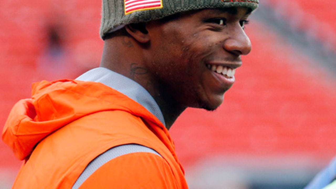 Browns WR Gordon eager to play, tell his 'underdog' story